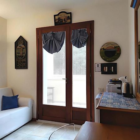 פולה Golf & Sea Residence Is Molas מראה חיצוני תמונה